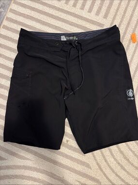 Volcom Men’s Black Boardshorts with Drawstring Waist
